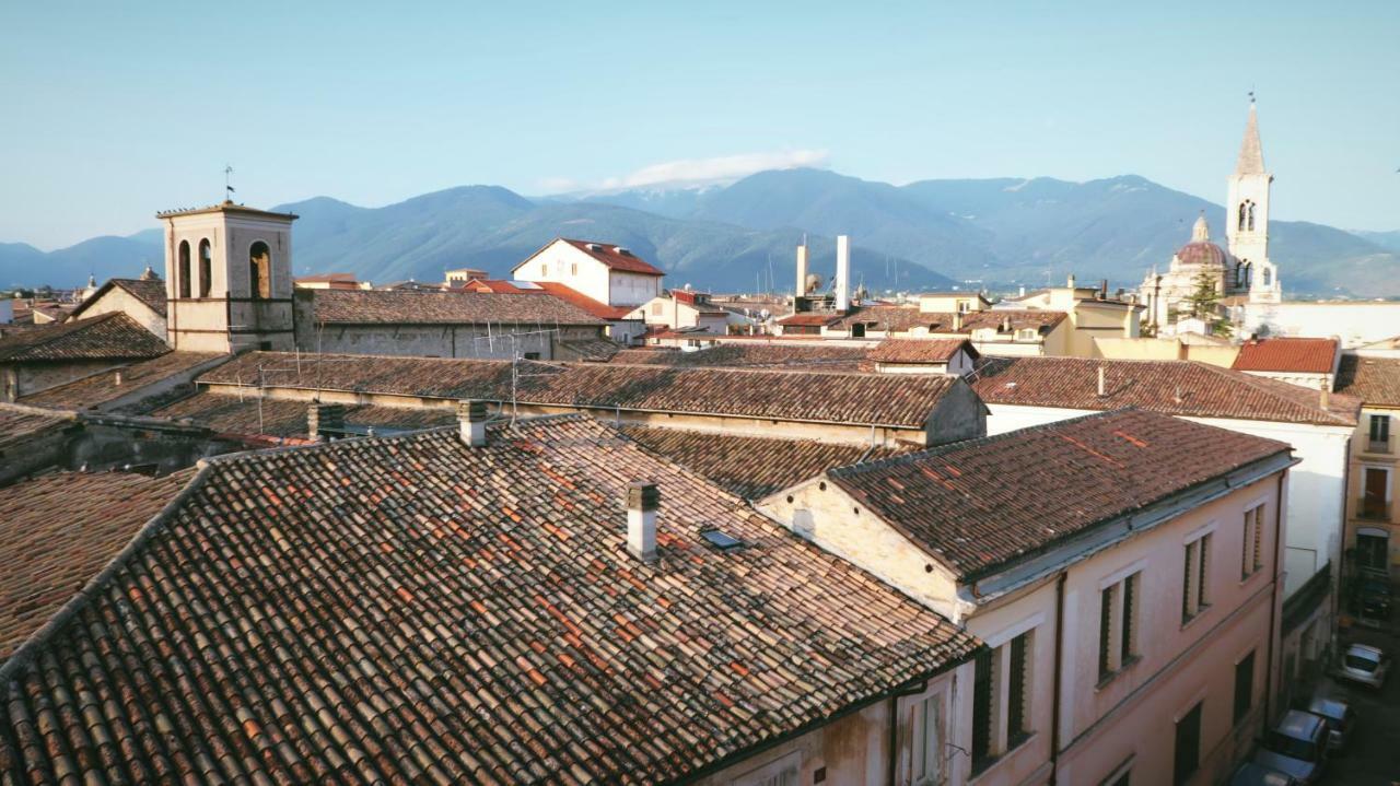 Appartement Le Ginestre à Sulmona Extérieur photo