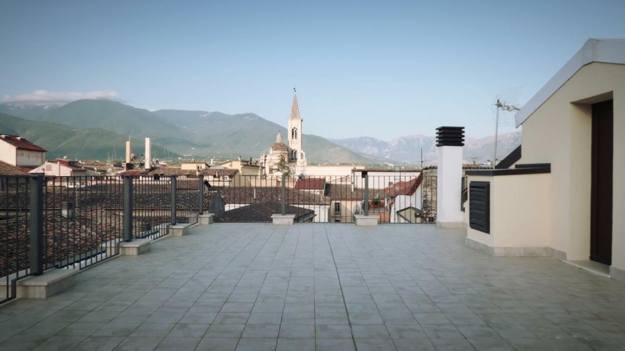 Appartement Le Ginestre à Sulmona Extérieur photo